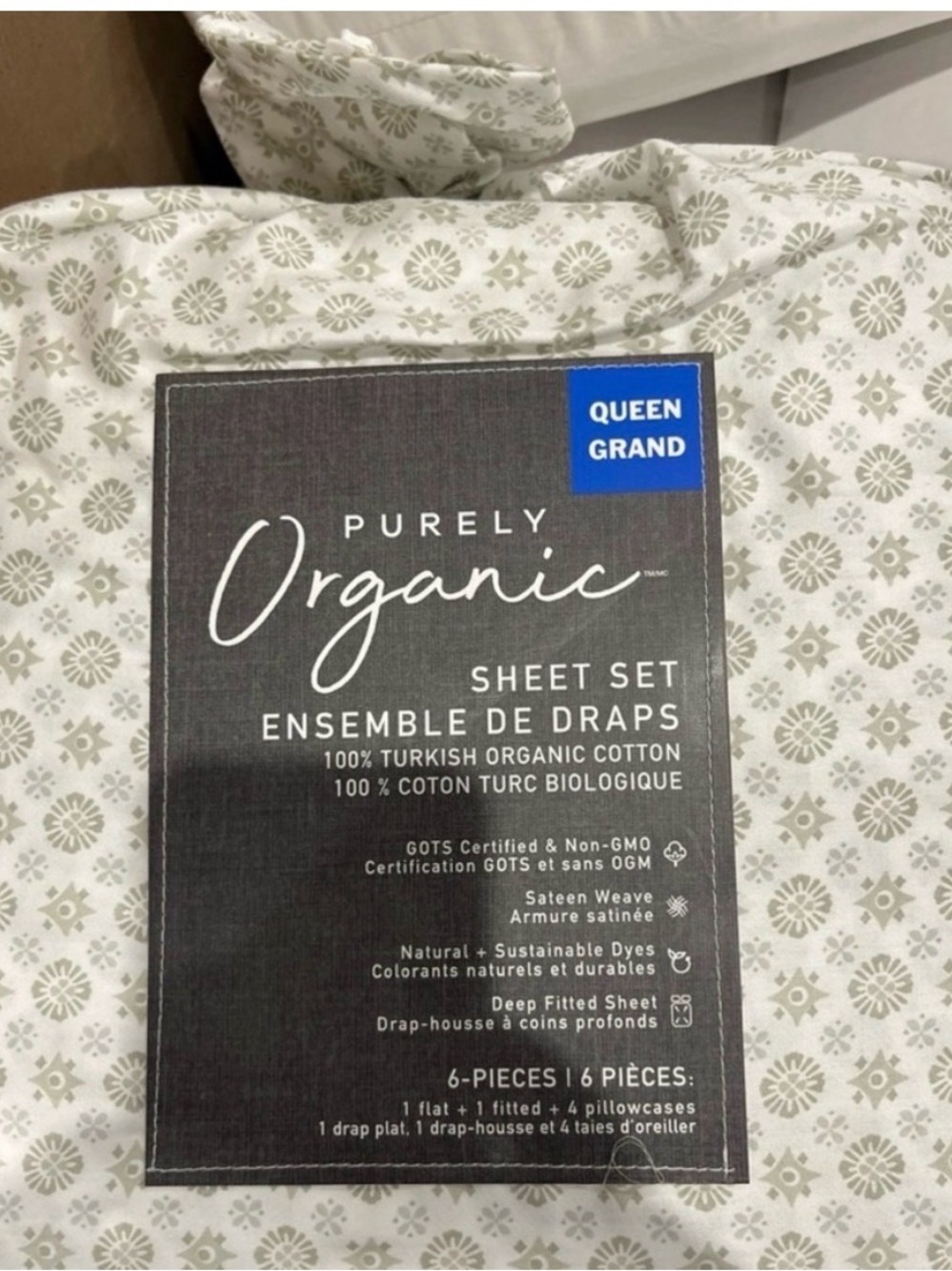 Queen Sheet Set in White with Sage Pattern
